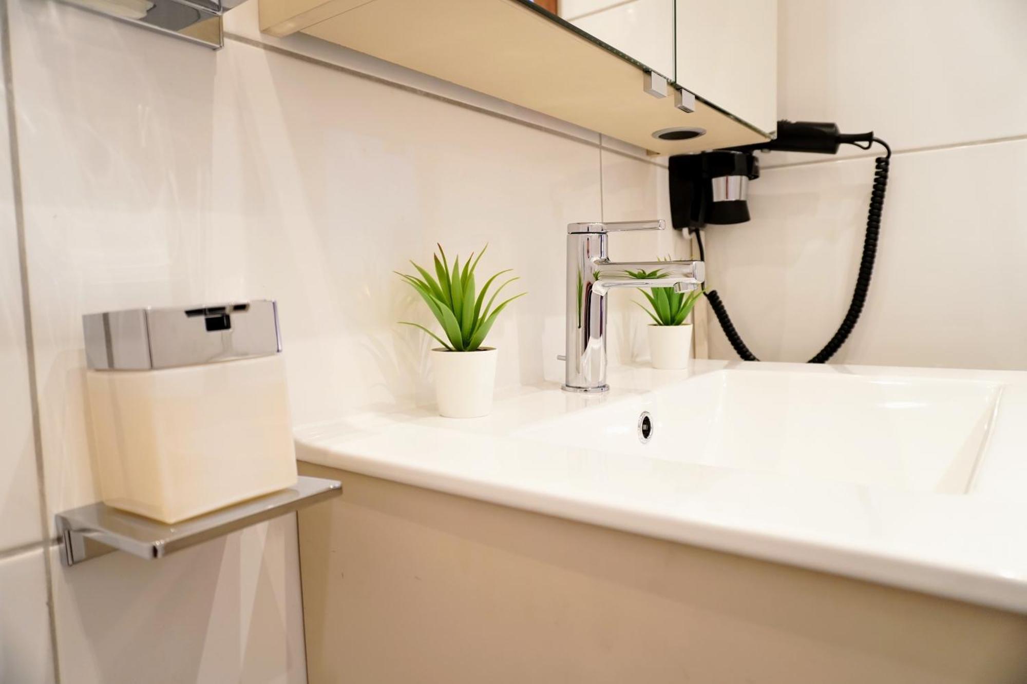Lenastay I Nostalgieapartment I Innenstadt 凯撒斯劳滕 外观 照片